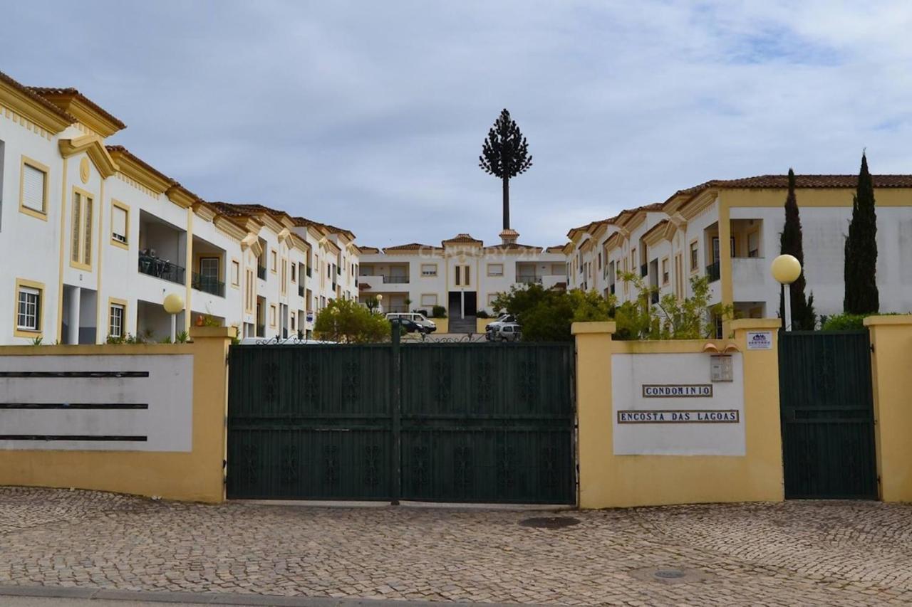 T2 Em Fechado. Appartement Albufeira