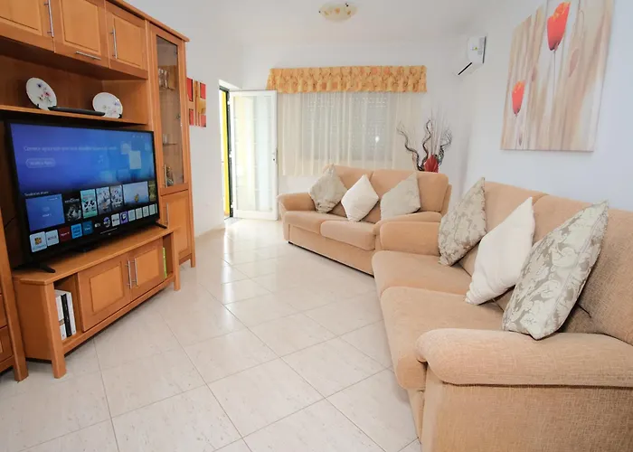 Apartamento T2 Em Condominio Fechado.