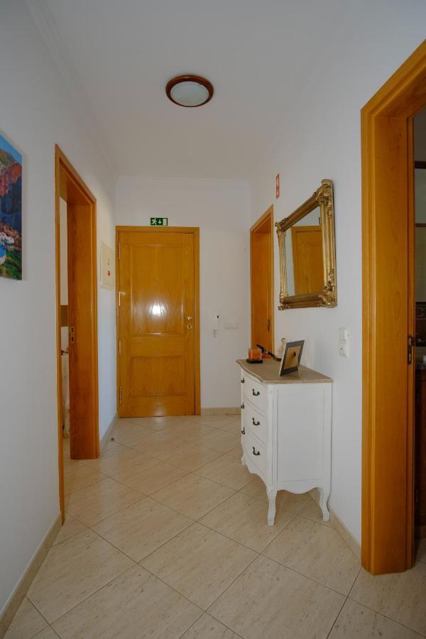 Apartment T2 Em Fechado. *