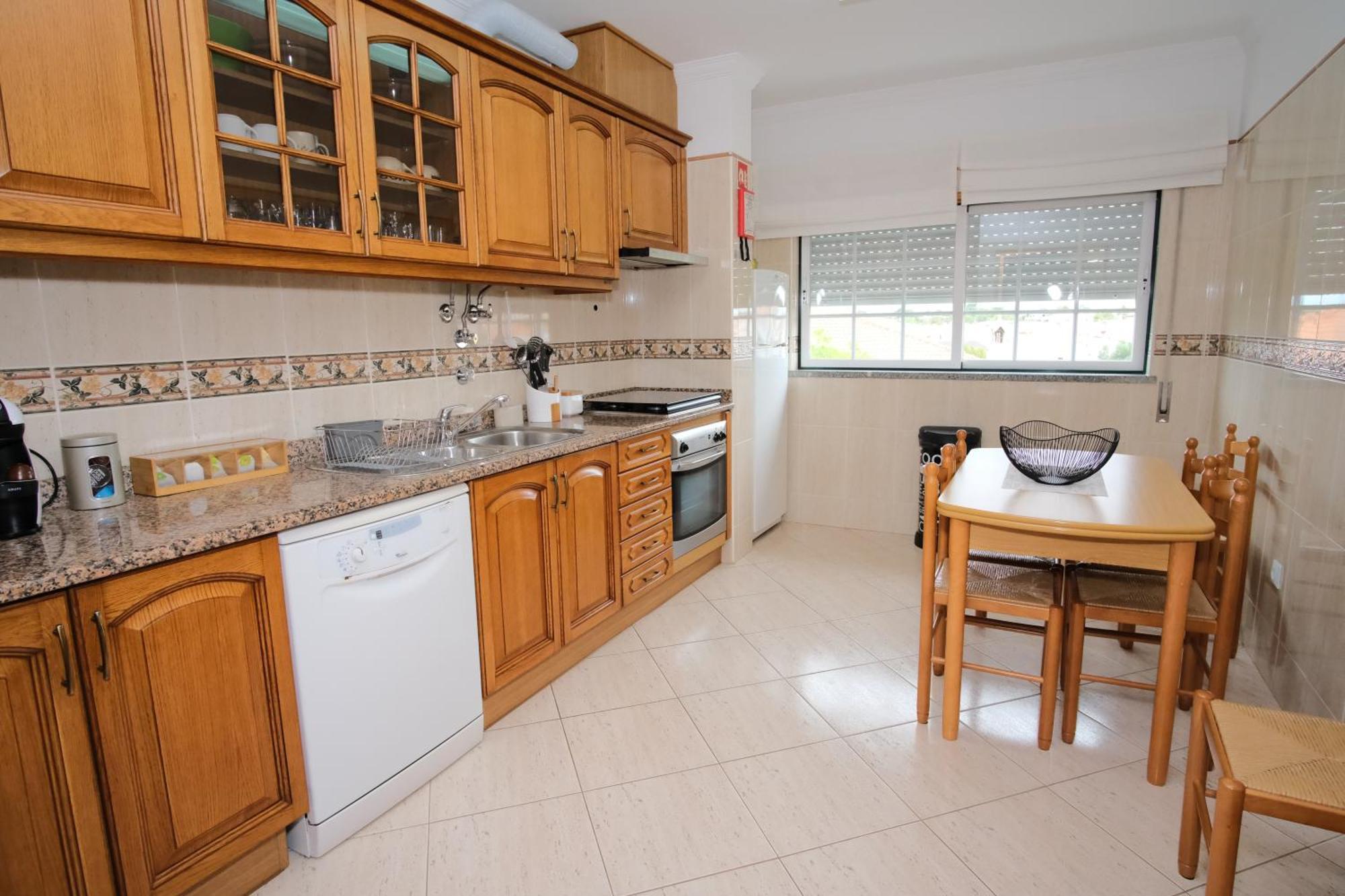 Apartment T2 Em Fechado.